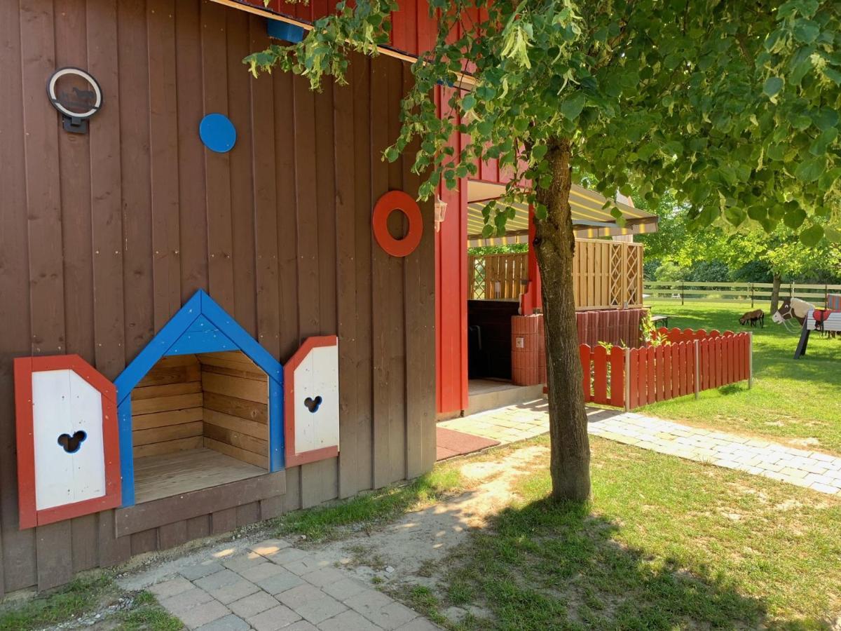 Ferienhaus Spielburg Altötting Eksteriør billede