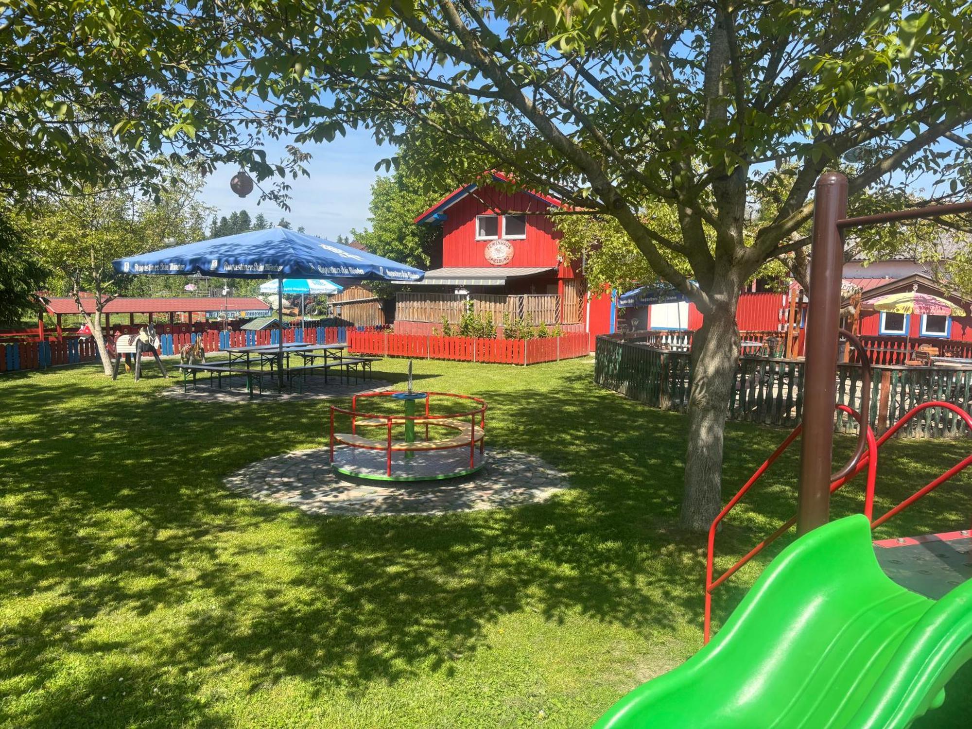Ferienhaus Spielburg Altötting Eksteriør billede