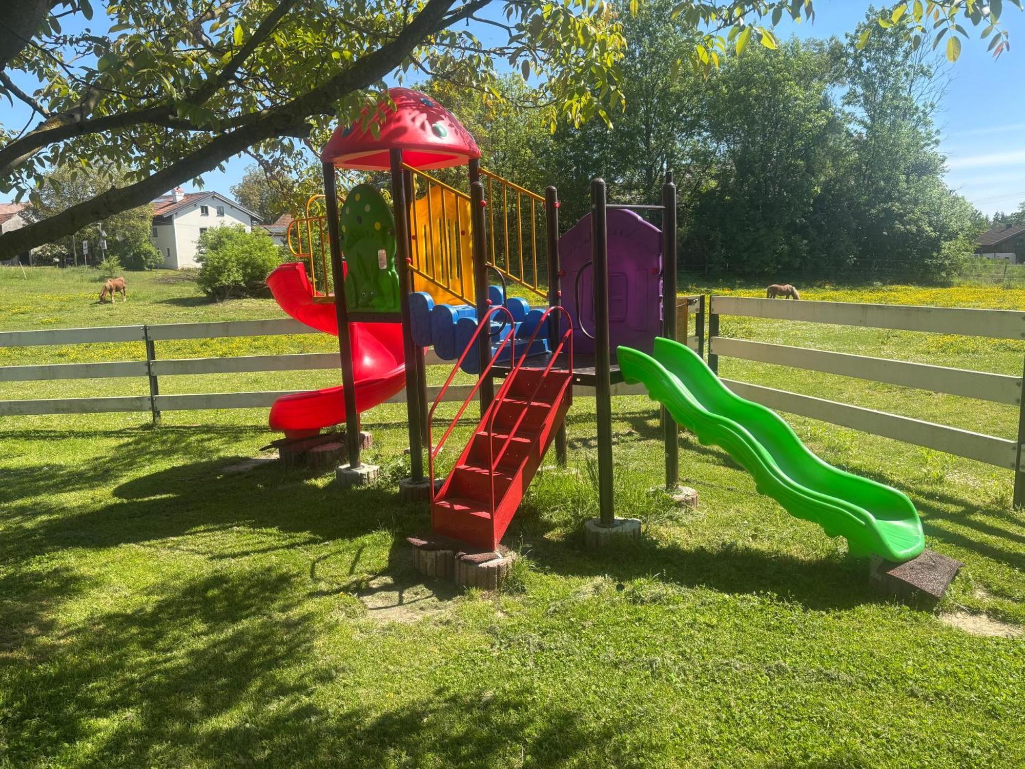 Ferienhaus Spielburg Altötting Eksteriør billede
